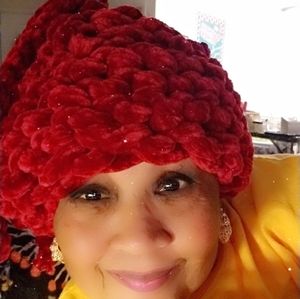 Queen Crown Luxury Knitted hat 🧣🧣🧣🧣🧣🧣🧣🧣🧣🧣🧣💟